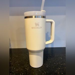 Stanley Quencher 40 Oz Cream